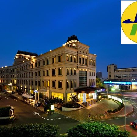 Shinkansen Grand Hotel Тайчжун Екстер'єр фото